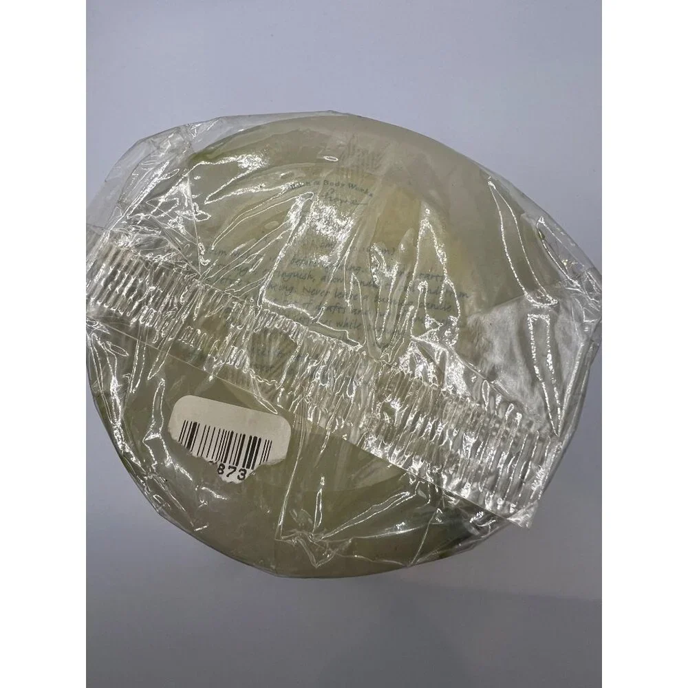 Vintage Bath And Body Works At Home 'Freesia' 4" x 4" Sealed Large Candle‎ NOS - Picture 3 of 8